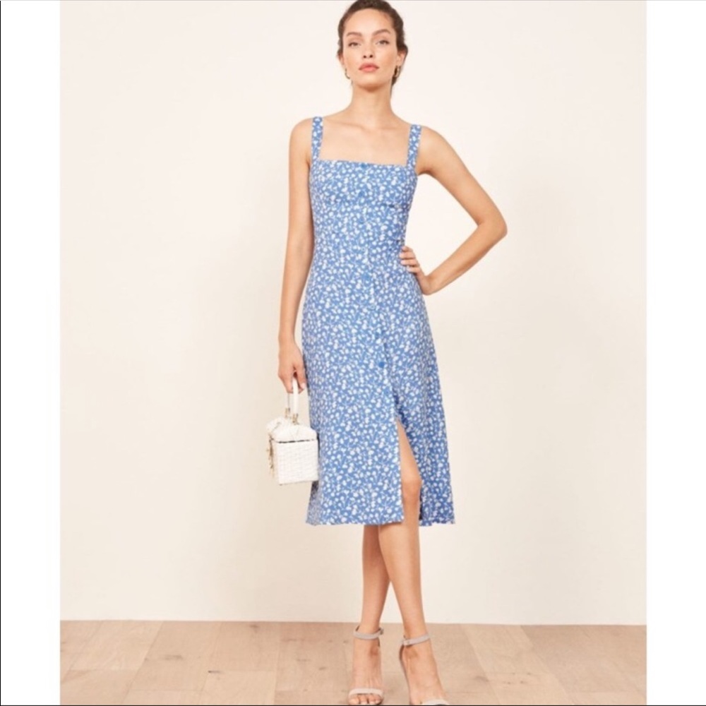 ISO. Reformation Persimmon dress in this print